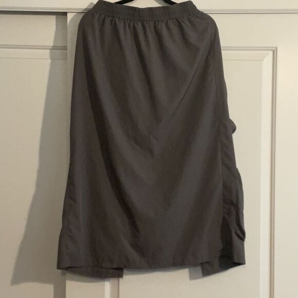 Large Front Slit Utility Zipper Pocket Skirt Gray Elastic Waist - Picture 4 of 5